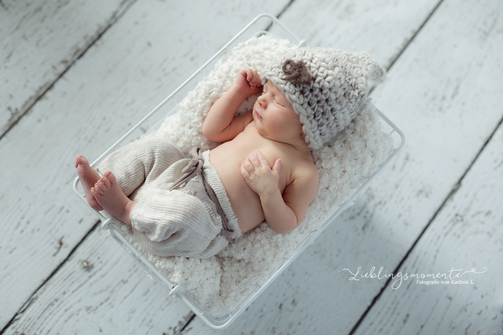 Newbornshooting_duesseldorf_ratingen_heiligenhaus_fotografin (1)