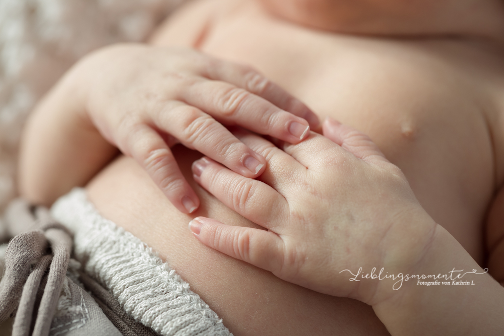 Newbornshooting_duesseldorf_ratingen_heiligenhaus_fotografin (3)