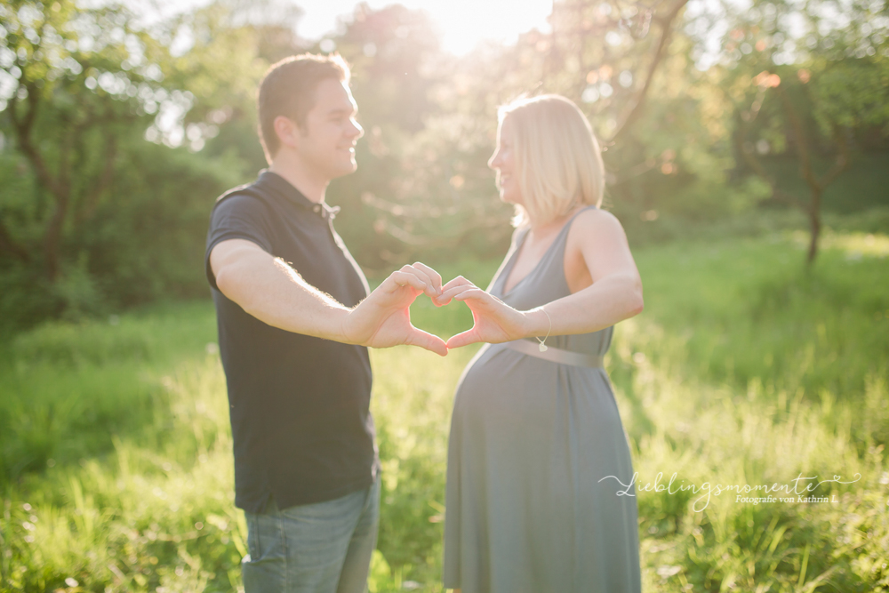 Babybauchfotos_duesseldorf-ratingen-heiligenhaus-velbert-essen-hoesel-fotograf (3)