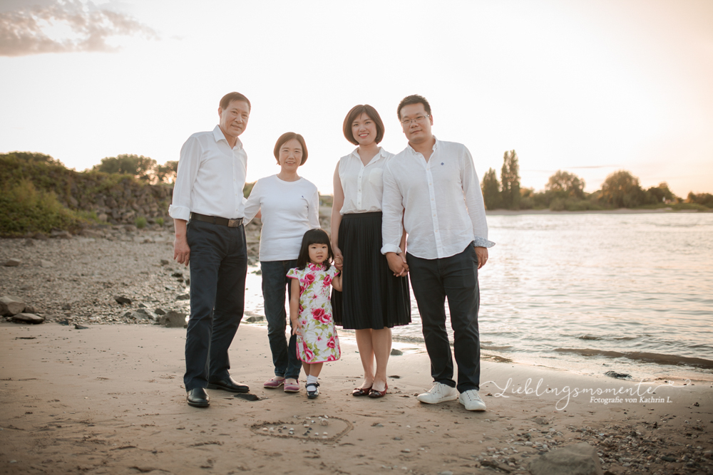 Familienshooting_ratingen_heiligenhaus_velbert-kaiserswerth-FotografIn (37)