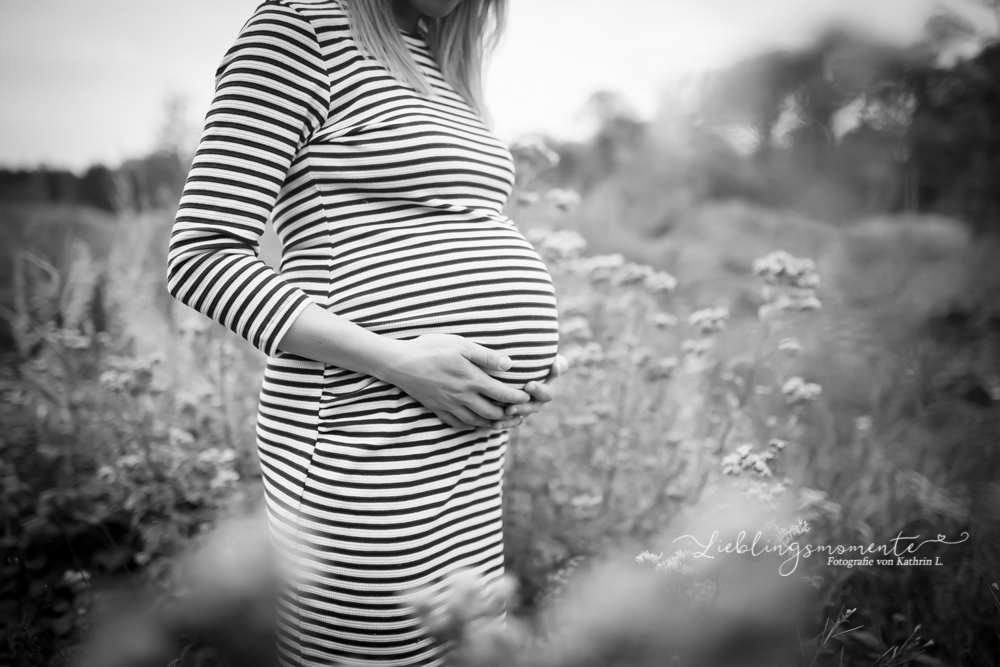 Fotograf_familienfotos_babybauch_schwangerschaft_ratingen_heiligenhaus_velbert_düsseldorf_duisburg (3)