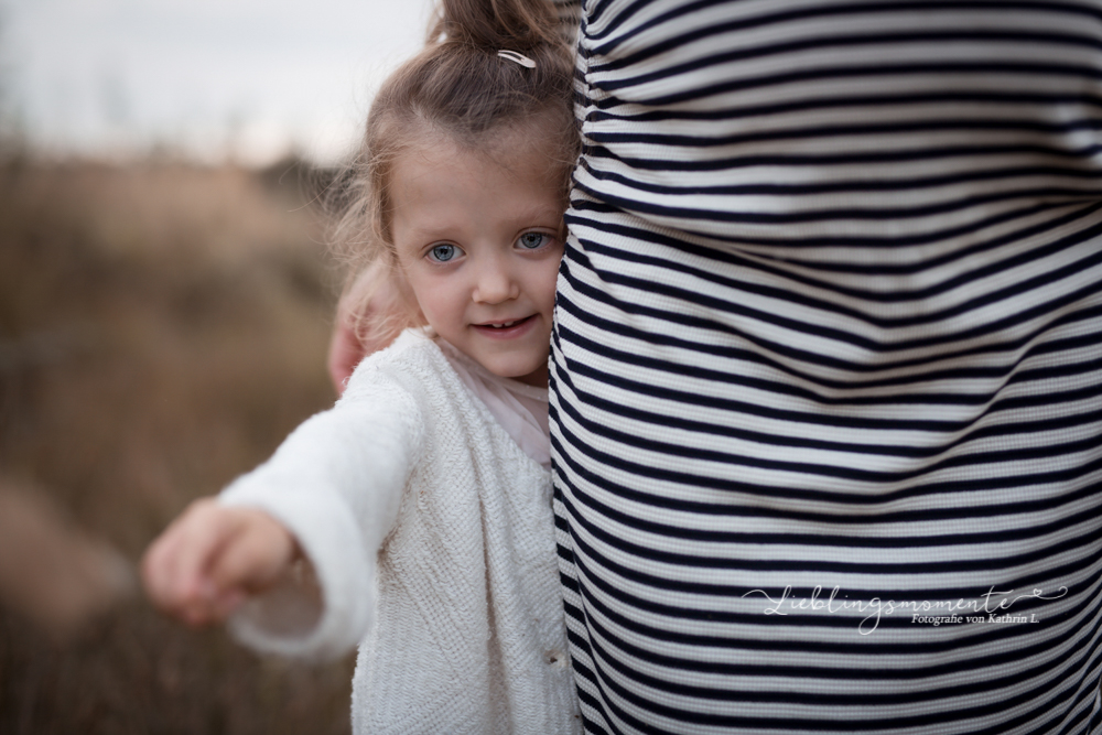 Fotograf_familienfotos_babybauch_schwangerschaft_ratingen_heiligenhaus_velbert_düsseldorf_duisburg (30)