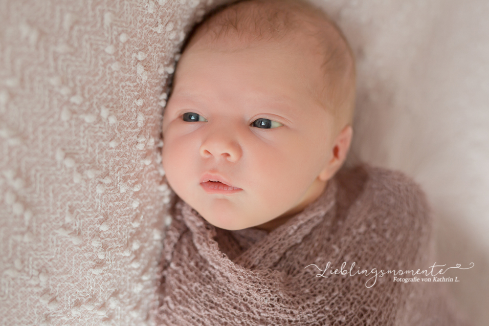 Newborn_fotografin_fotoshooting_hösel_lintorf_heiligenhaus_velbert_düsseldorf (1)