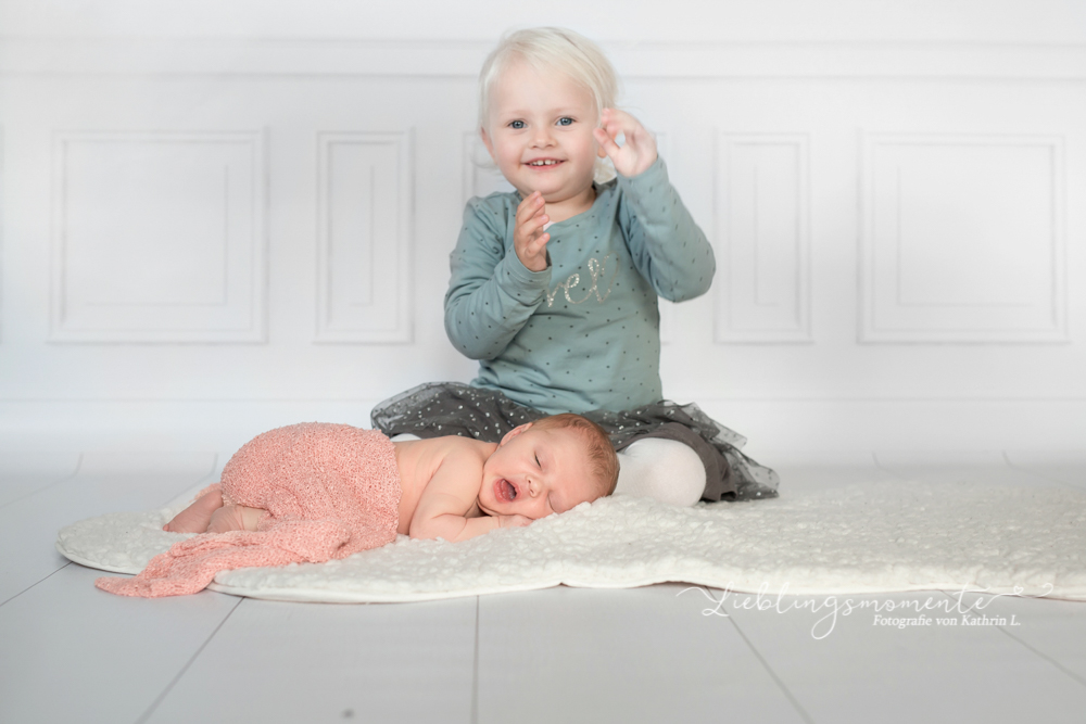 Newborn_fotografin_fotoshooting_hösel_lintorf_heiligenhaus_velbert_düsseldorf (11)