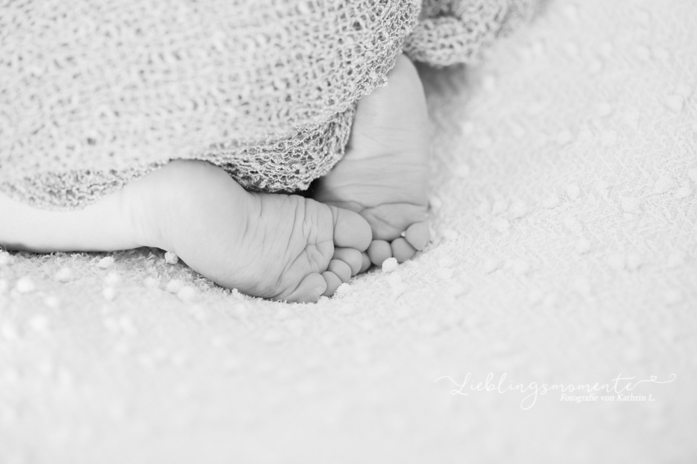 Newborn_fotografin_fotoshooting_hösel_lintorf_heiligenhaus_velbert_düsseldorf (6)