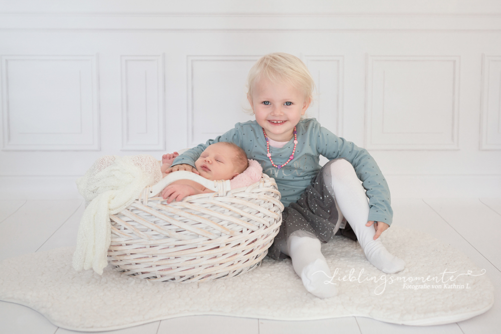 Newborn_fotografin_fotoshooting_hösel_lintorf_heiligenhaus_velbert_düsseldorf (8)