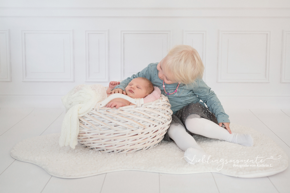 Newborn_fotografin_fotoshooting_hösel_lintorf_heiligenhaus_velbert_düsseldorf (9)